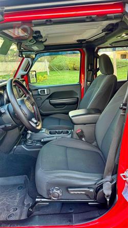 جيب جلاديتور